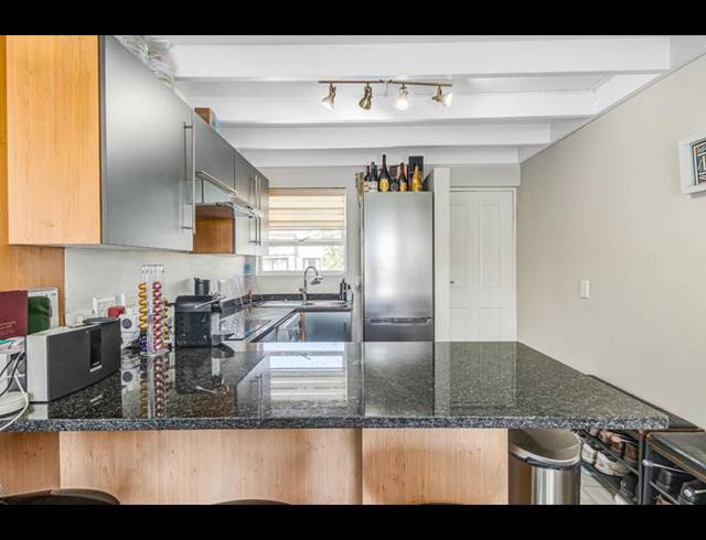 2 BEDROOM APARTMENT FOR SALE IN SANDTON CITY